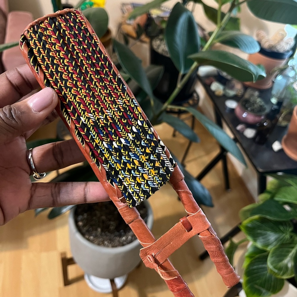 Colorful Handheld Fan - Picture 4 of 4